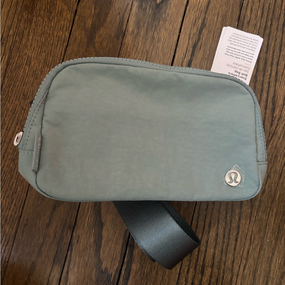 NWT lululemon Belt Bag, Crater Blue
